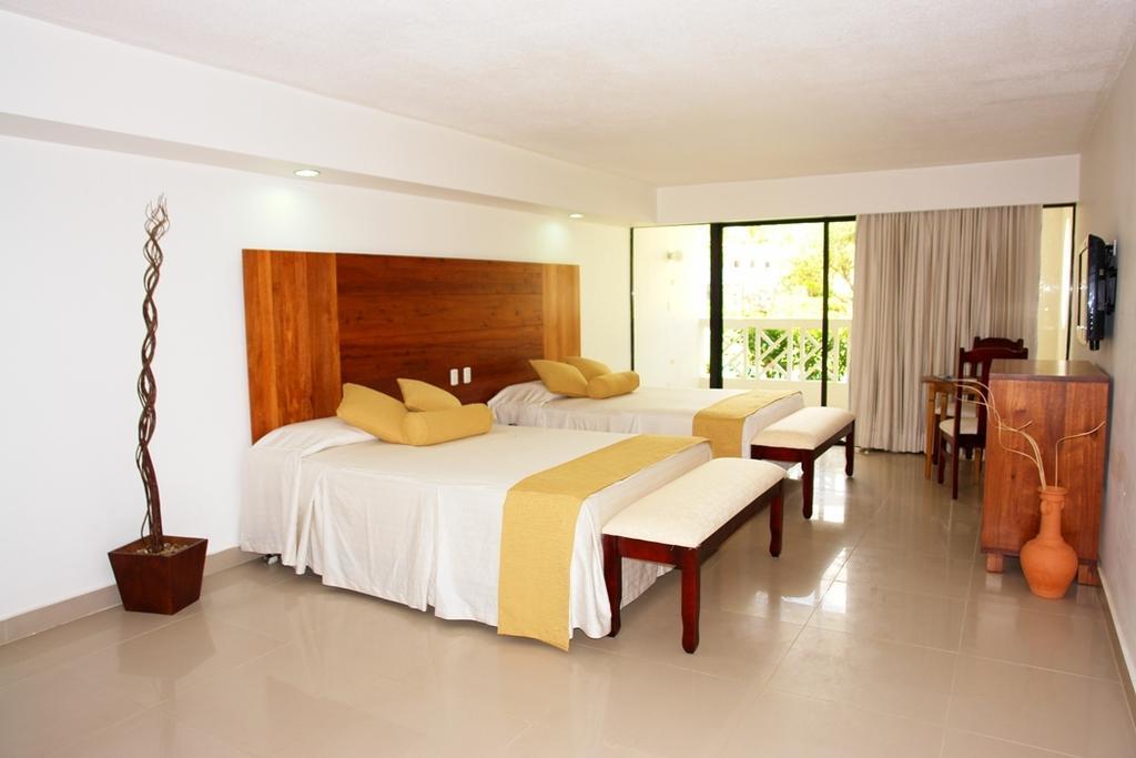 Emotions By Hodelpa Puerto Plata Hotel Room photo