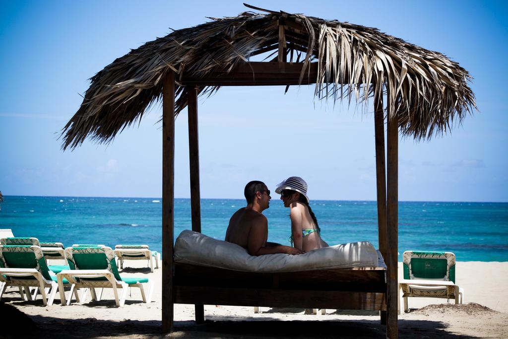 Emotions By Hodelpa Puerto Plata Hotel Exterior photo