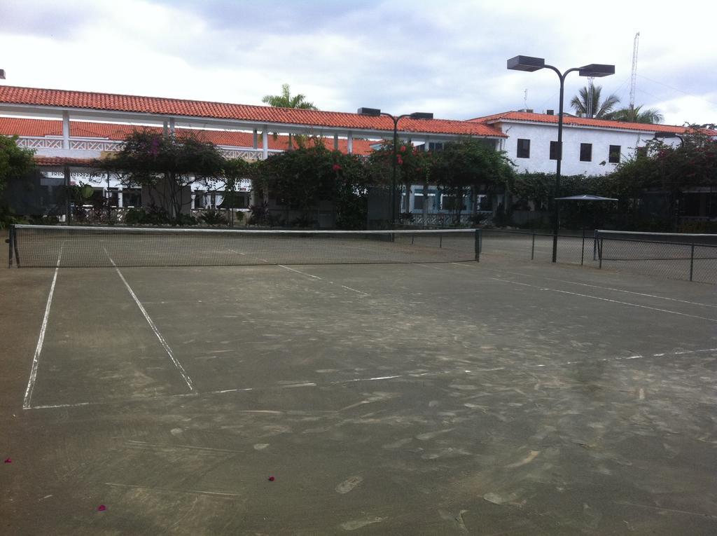 Emotions By Hodelpa Puerto Plata Hotel Exterior photo